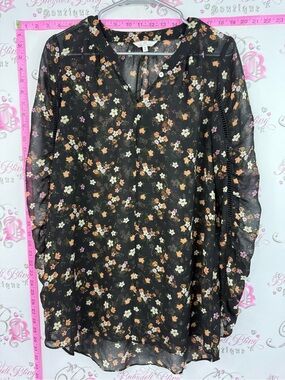 Camber & grace shirt Black Floral Sheer V-Neck Blouse flowers